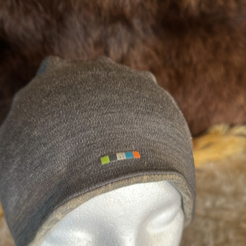 Smartwool hat OS (2575) - Picture 2 of 6
